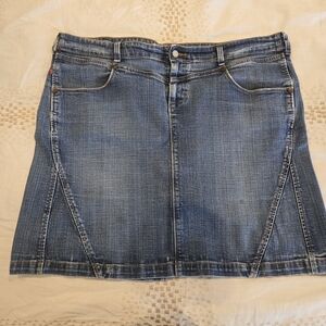 Levi's Stylish Indigo Mini Skirt